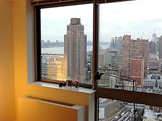 Rented by Cooper & Cooper Real Estate | media 4