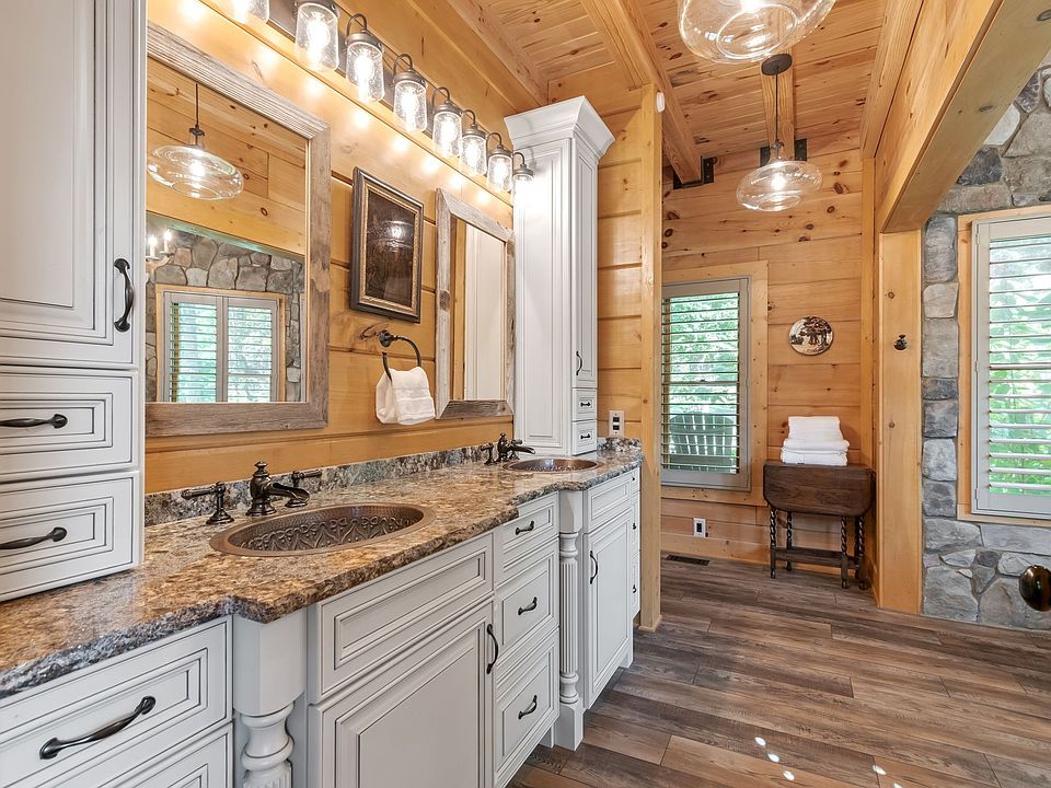 19th image of 6011 Garrison Springs Rd