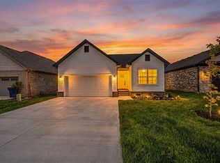 1188 Shallowford St, Bowling Green, KY 42101