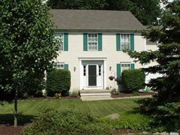 1st image of 1231 Waldo Way