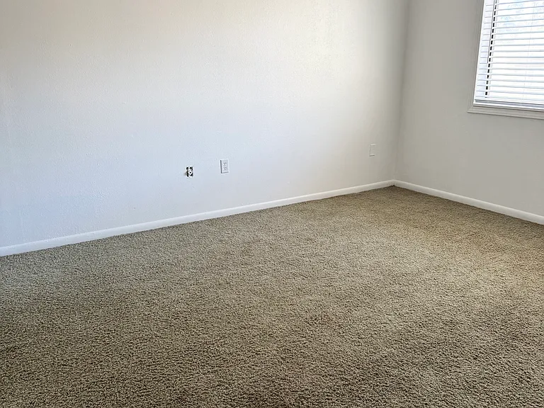 703 Oaks Manor Ct #5-2 — Photo 13