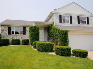 116 Appian Way, Vernon Hills, IL 60061