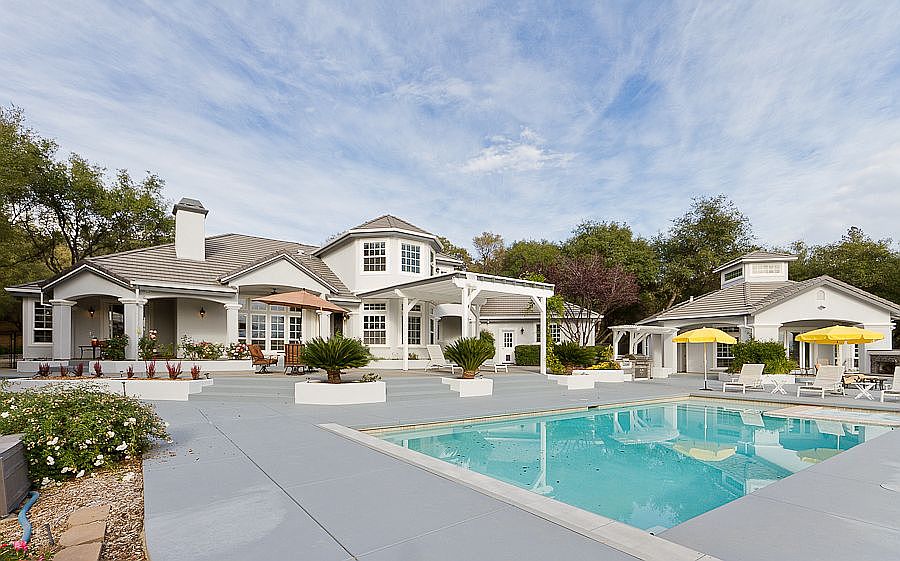 Outdoor living
