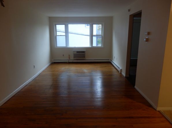 104 Main St #B3