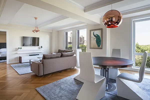 Sold by CitiSuites International Realty | media 1