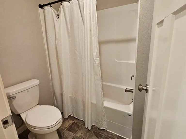 3915 Lindburg Rd SE — Photo 26