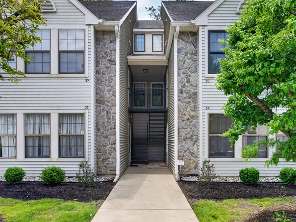 36 Summit Ct, Marlton, NJ 08053