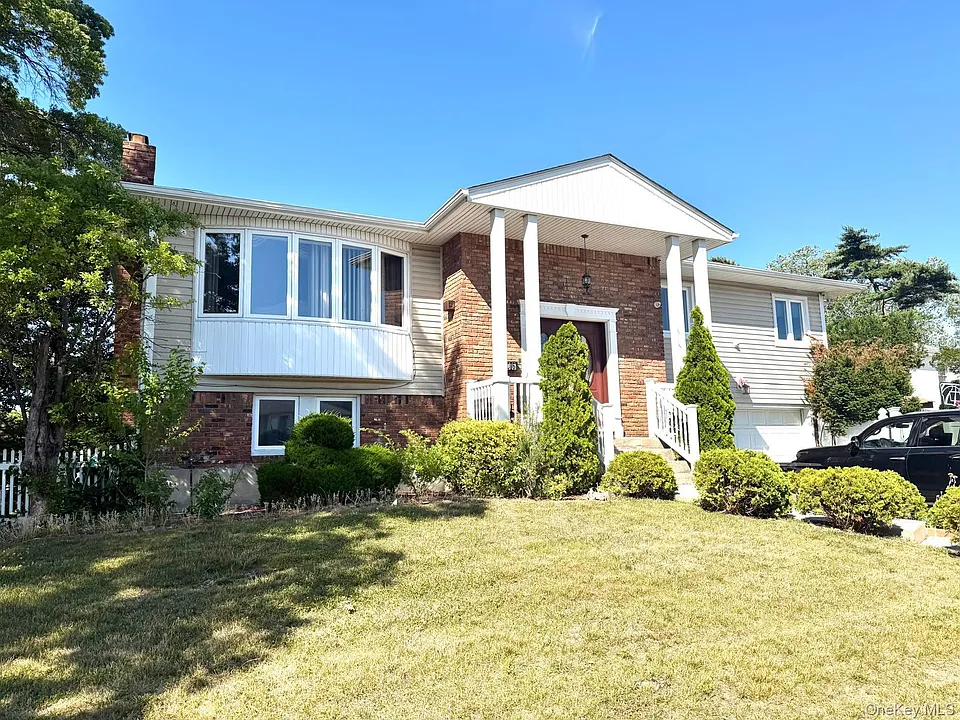 906 Park Ct