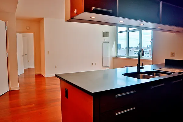 Rented by R New York | media 4