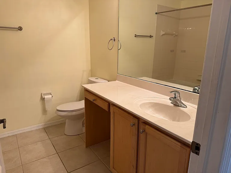 2131 SE Destin Dr — Photo 14