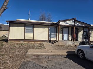 401 Circle Dr #4, Wellington, KS 67152