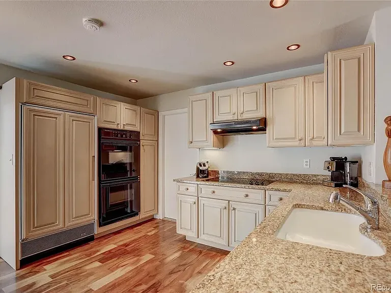 3422 S Holland Way — Photo 14