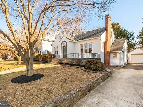 2nd image of 4604 Highland Ave