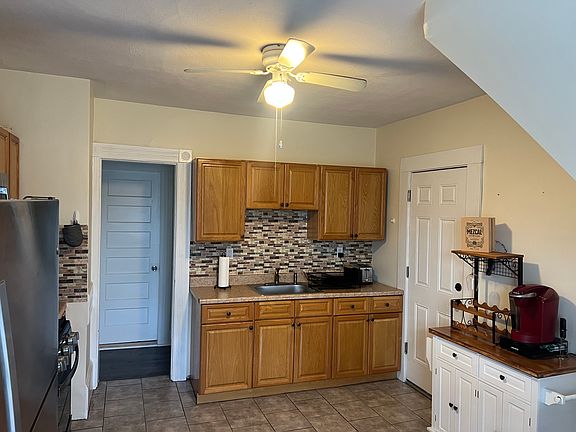 4th image of 305 Norland Ave #3
