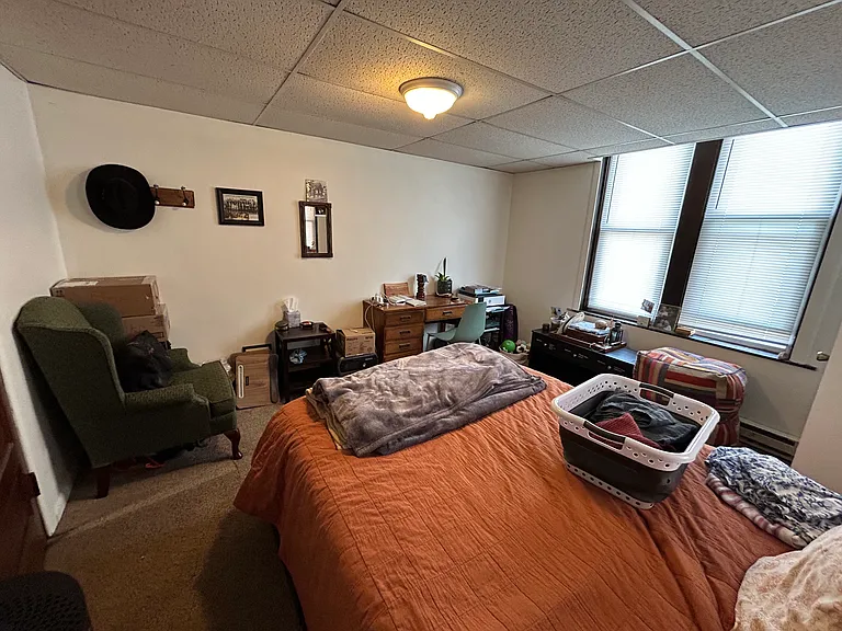 23 N Poplar St #101 — Photo 8