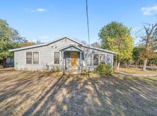 332 Powell Ave, Kerrville, TX 78028