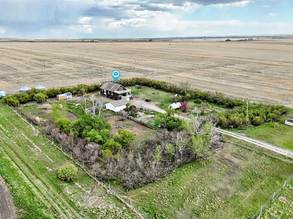 225079 W Range Road 245, Wheatland County, AB T1P 0N5