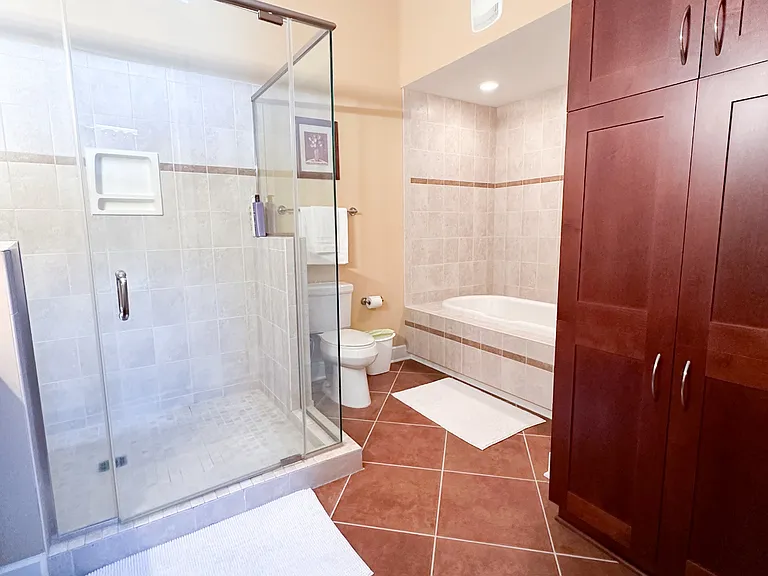 2608 Erwin Rd #403 — Photo 13