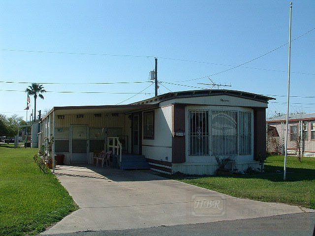 1st image of 709 N Anaqua St