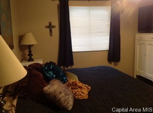 445 S Durkin Dr, Springfield, IL 62704