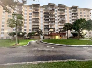 4174 Inverrary Dr APT 401, Lauderhill, FL 33319