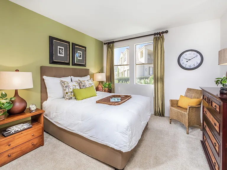 San Mateo Apartment Homes — Photo 13