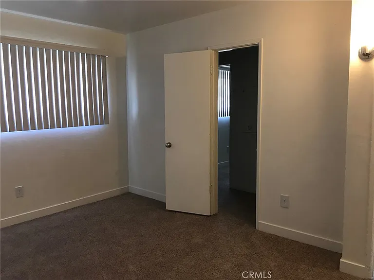 12081 Marigold Ave — Photo 15