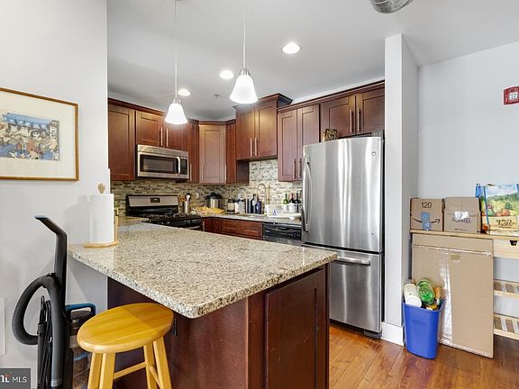 3rd image of 1780 Frankford Ave #C