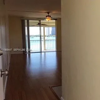 3000 Marcos Dr #P304 — Photo 10