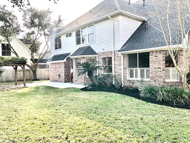 5711 Silver Bay Ct — Photo 42