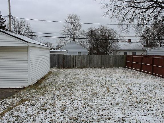 3rd image of 4205 W 144th St