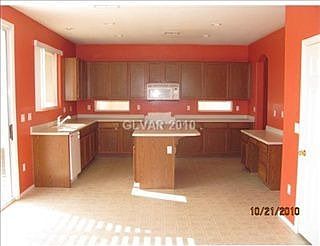 3rd image of 221 Frad Ave