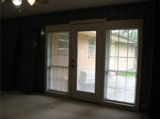 1615 Oakview St, Bryan, TX 77802