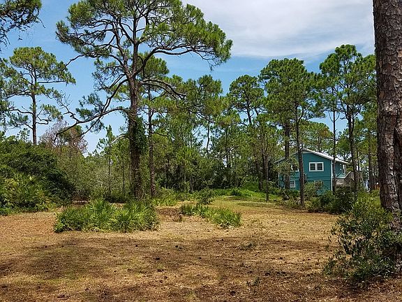 3rd image of 965 W Bayshore Dr