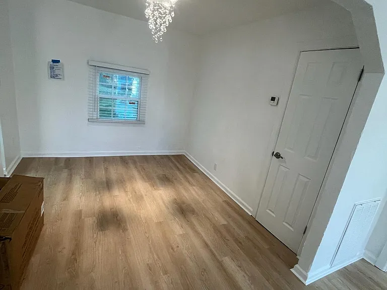 725 Eubanks — Photo 14