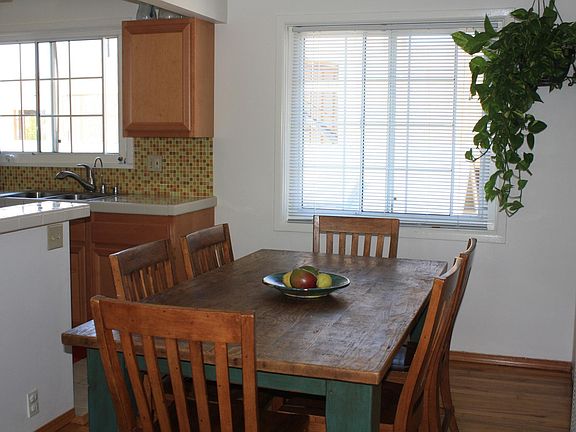 4th image of 421 Sunset Ave APT D
