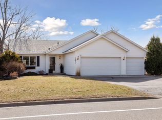 13611 Parkwood Dr, Burnsville, MN 55337