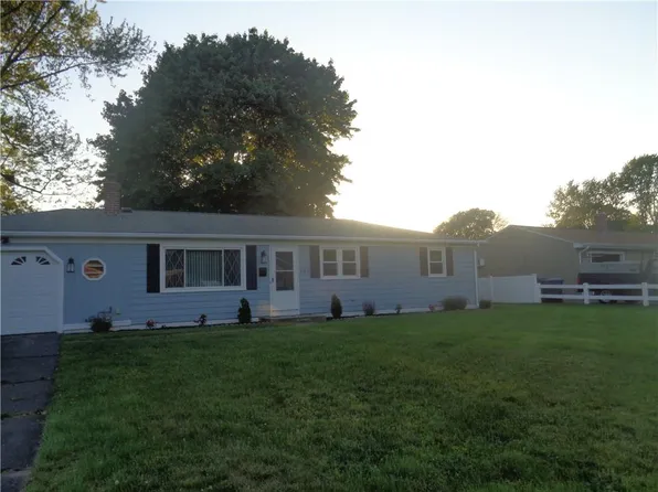 148 Asylum Rd, Warwick, RI 02886