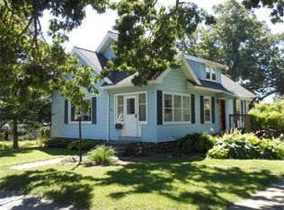 5 Robert Ave, Auburn, MA 01501