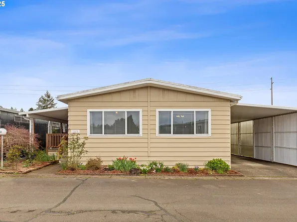 2901 E 2nd St Unit 143, Newberg, OR 97132