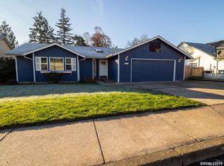 273 Suzana Ave E, Monmouth, OR 97361
