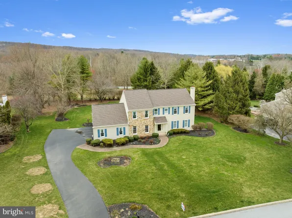 38 Craig Ln, Malvern, PA 19355