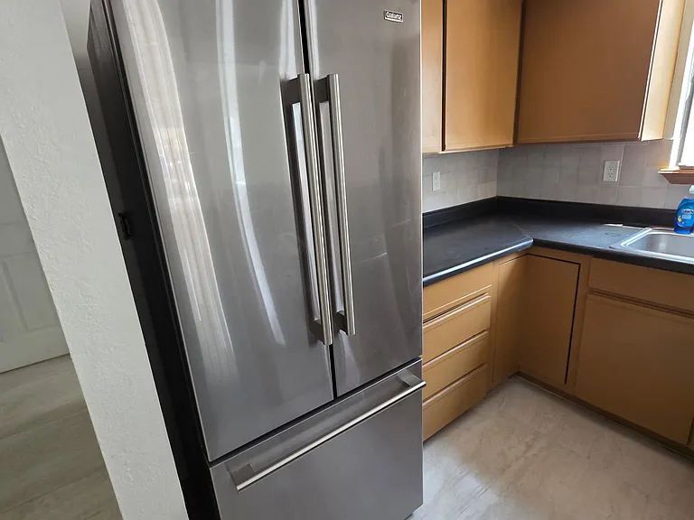 1691 Ebony Ave #1 — Photo 14