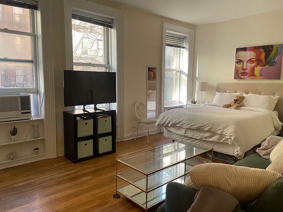 1st image of 310 W 94th St APT 3E