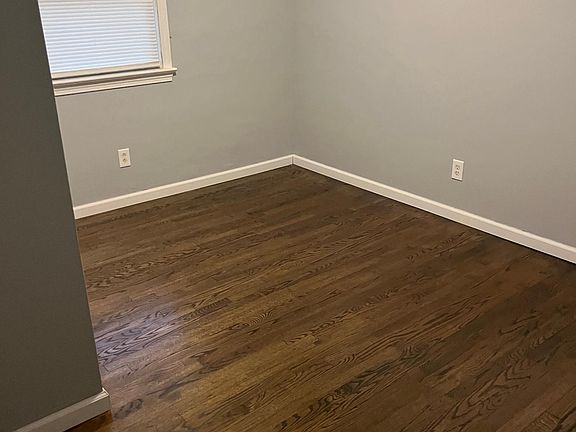 5th image of 1014 Majestic Ave