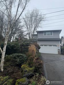 5018 SW Hinds, Seattle, WA, 98116