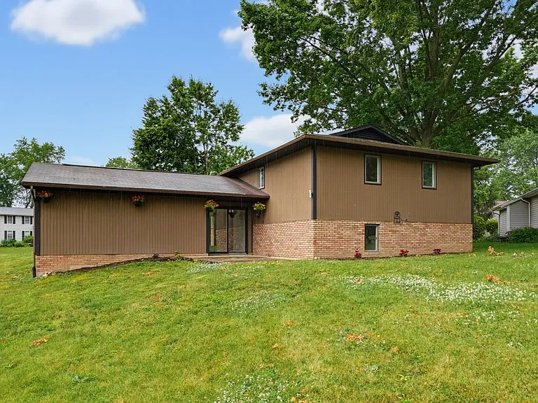 5460 Echodell Ave NW — Photo 32