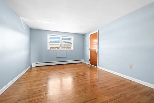 332 Park Ave #D Photo 1 332 Park Ave #D Photo 1