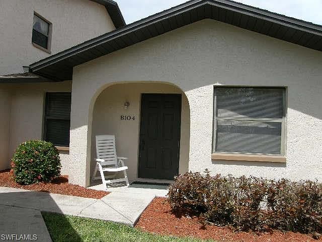 1st image of 10021 Maddox Ln APT 104
