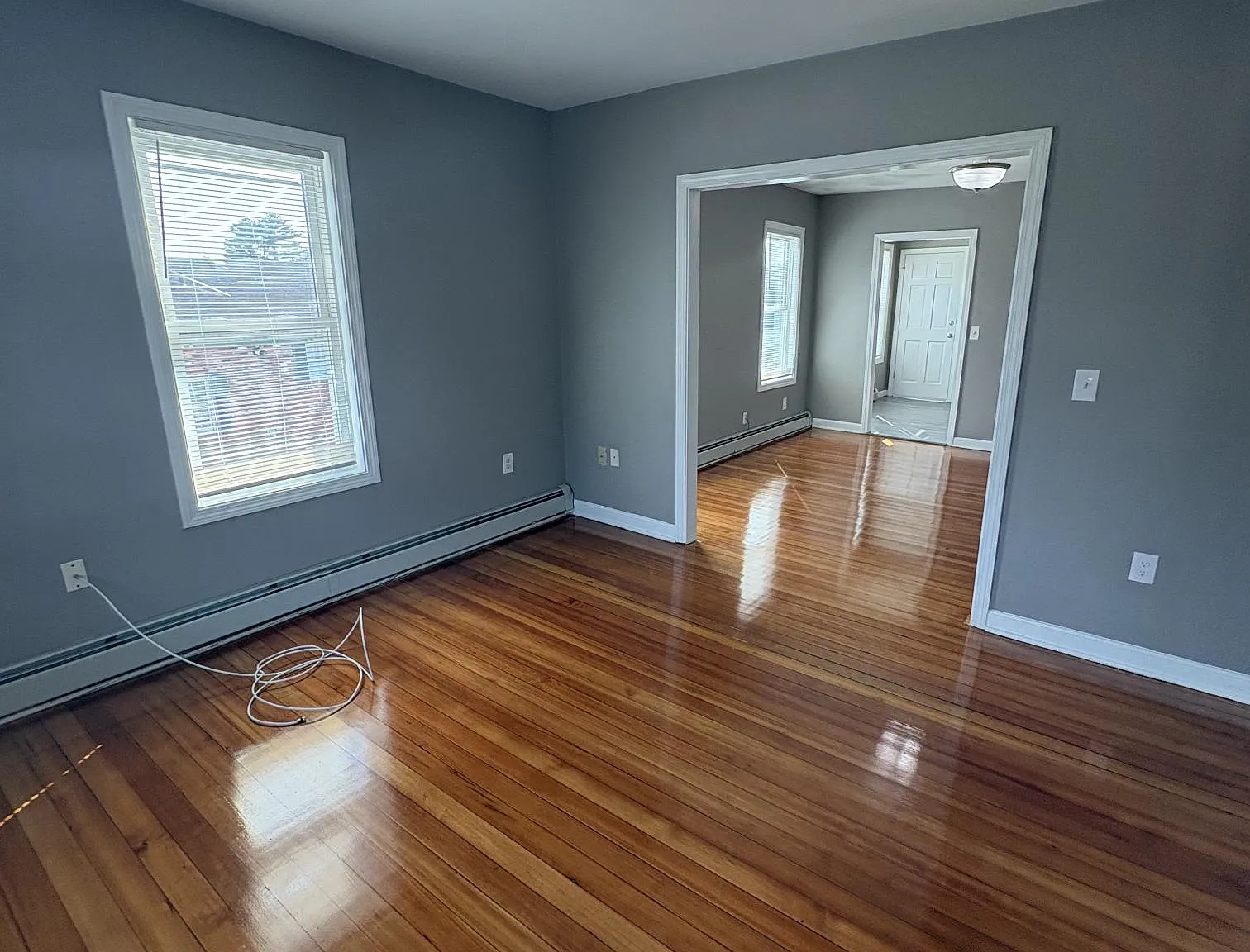 3 bed, 1100 sqft, $3,150 — Photo 4